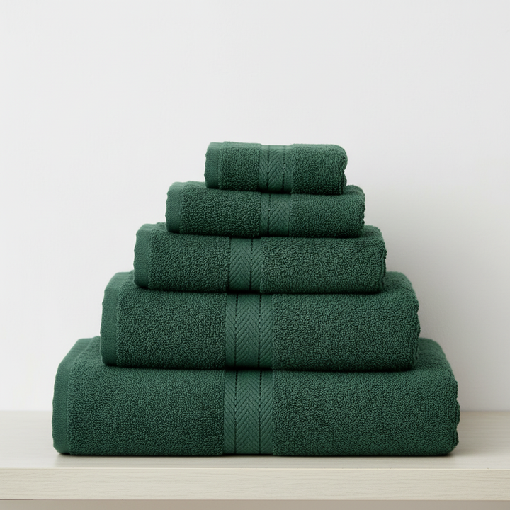 Absorberende en sneldrogende 10-delige handdoekenset voor een comfortabele badervaring.