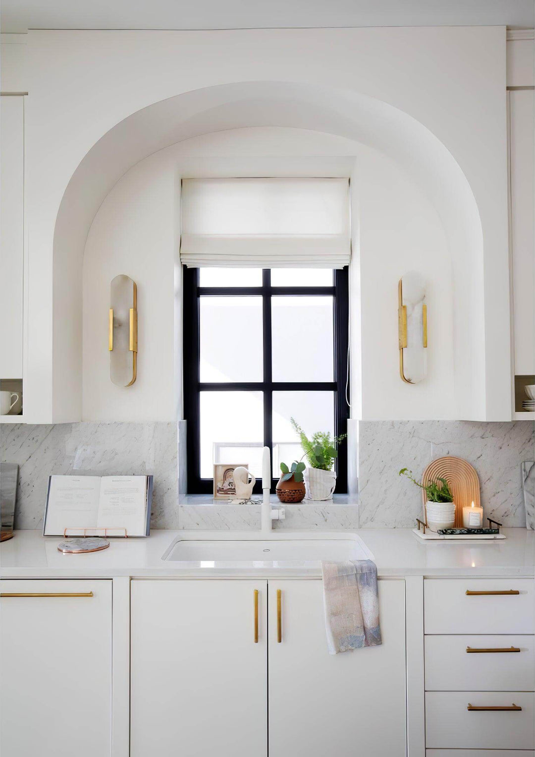 Moderne Wandlamp - Albast & Metaal