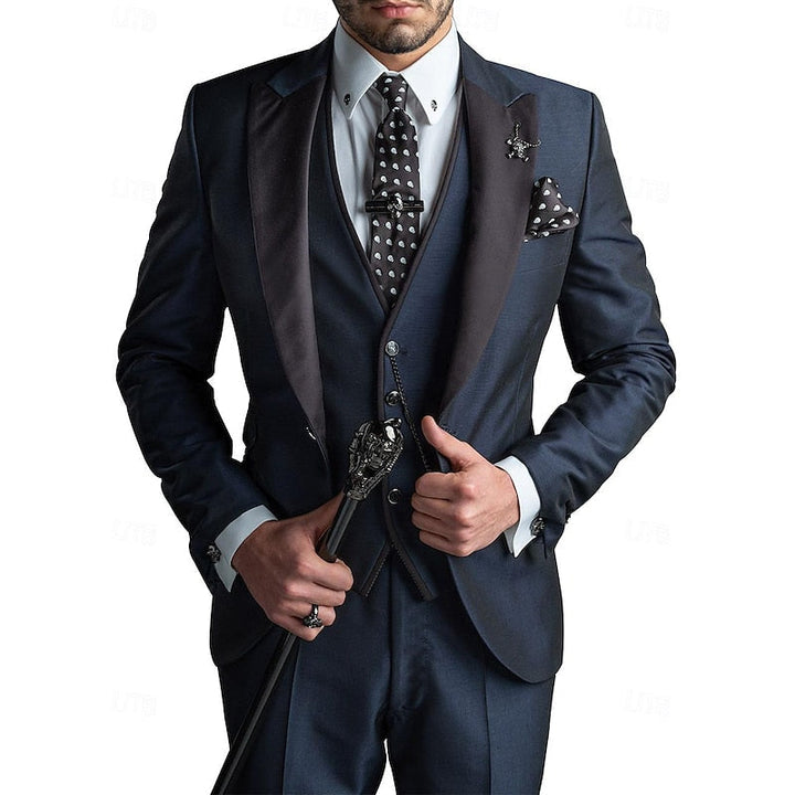 "3-delige herenset, elegante linnen blazer, gilet en broek in beige voor een stijlvolle en verfijnde look."