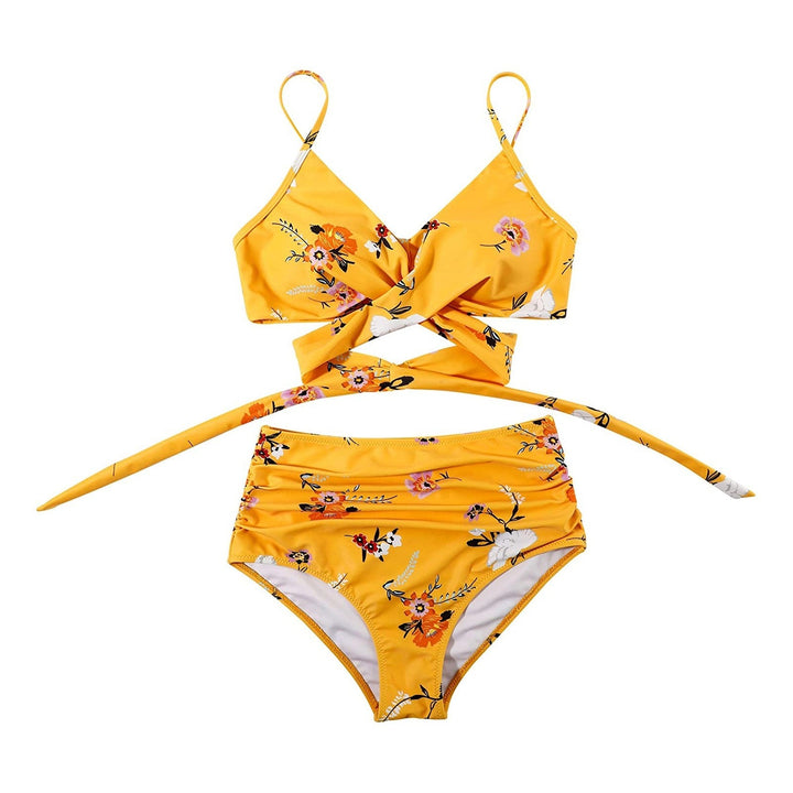 Flatterende high waisted damesbikini, ideaal voor strand en zwembad. Trendy zwemkleding.