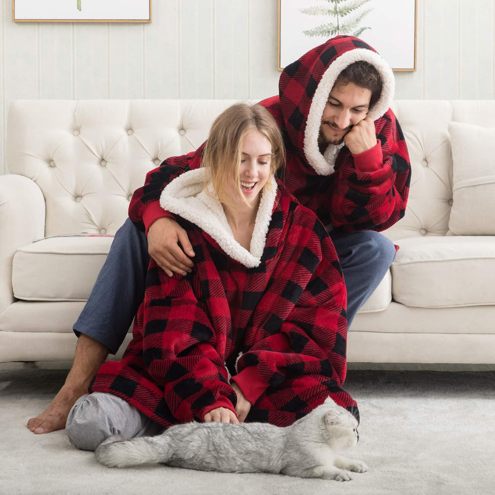 Warme en comfortabele blanket hoodie, ideaal als relax kleding of huispak.