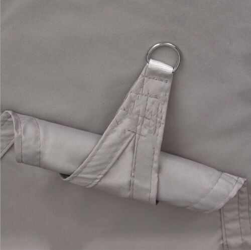 Waterafstotend beige schaduwdoek voor tuin; comfortabel en stijlvol terrasdoek biedt UV-bescherming.