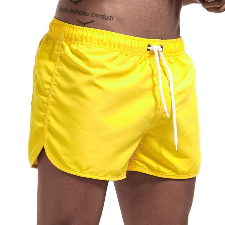 De perfecte heren zwemshort voor de zomer. Comfortabel, kleurrijk en klaar voor strand & zwembad.