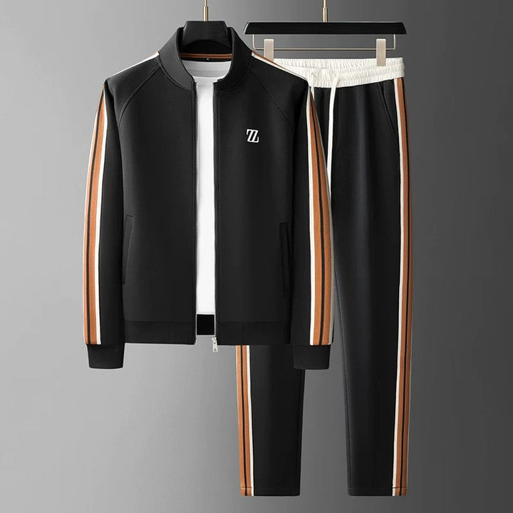 Crème heren trainingspak Natale, veelzijdige set voor een stijlvolle en comfortabele casual look.