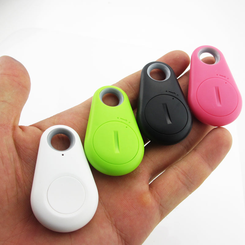 Mini GPS tracker voor realtime locatiebepaling van kinderen, huisdieren & auto. Compacte veiligheidstracker.