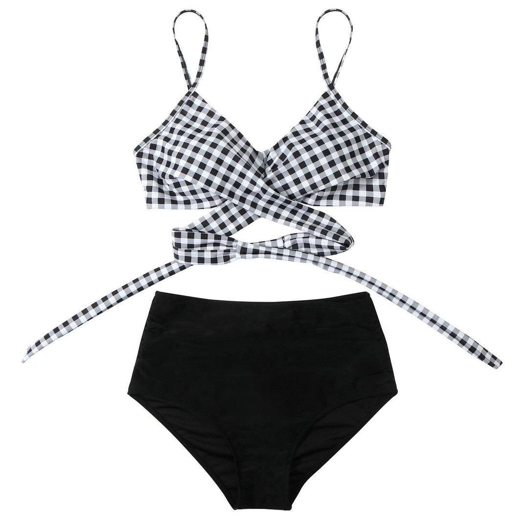 Veelzijdige high waisted bikini voor dames, geschikt voor zwemmen, zonnen en vakantie.