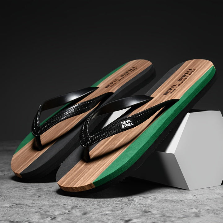 "Antislip en geurloze heren slippers, EVA bovenwerk, rubberen zool, comfortabel en stijlvol voor dagelijks gebruik."