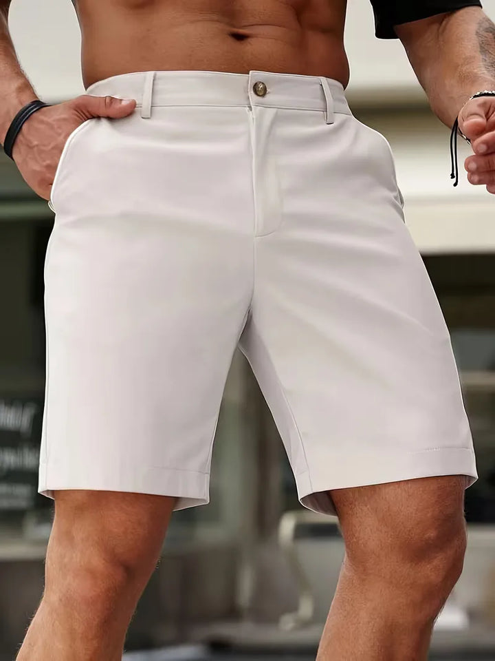Veelzijdige beige heren casual shorts, comfortabel en duurzaam voor zomerse uitjes en vrijetijdskleding.