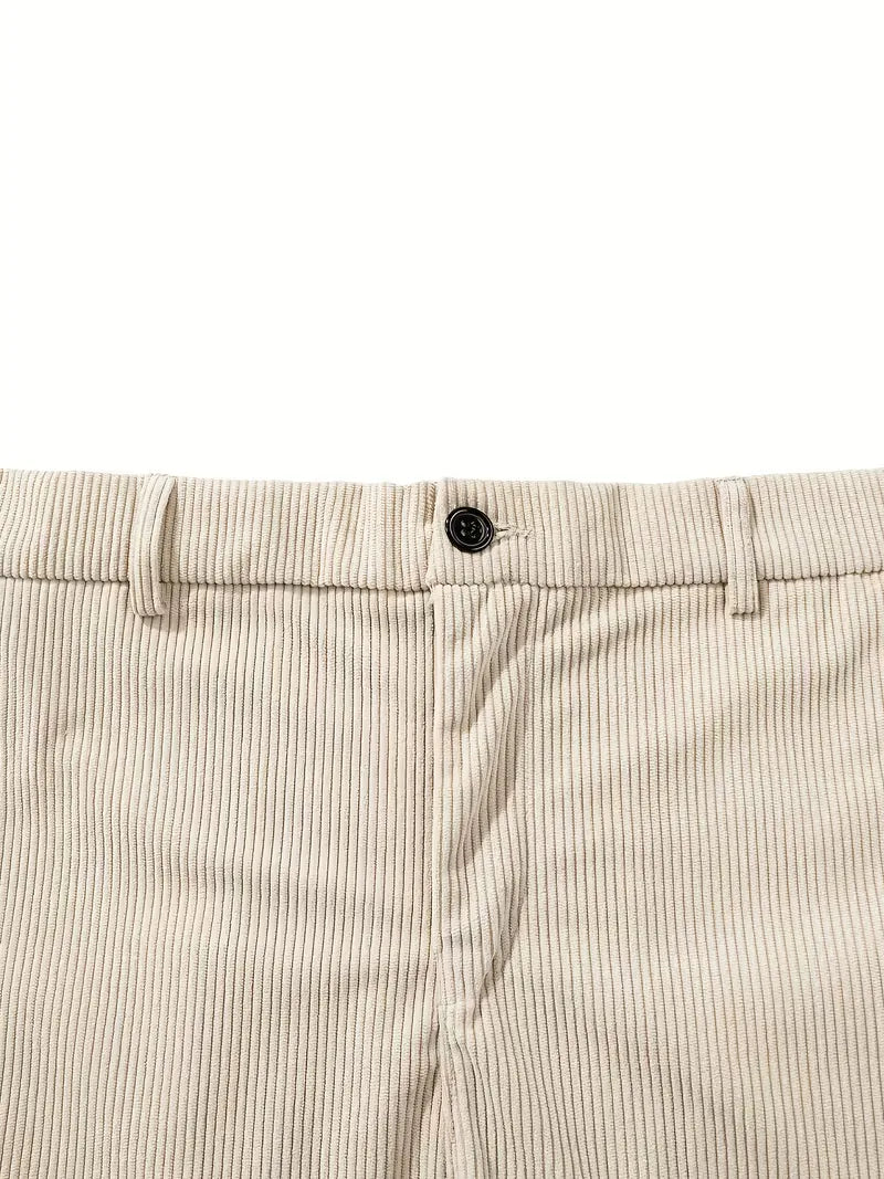 Zachte beige corduroy heren pantalon met rechte pijp, een veelzijdige keuze voor comfort en stijl.