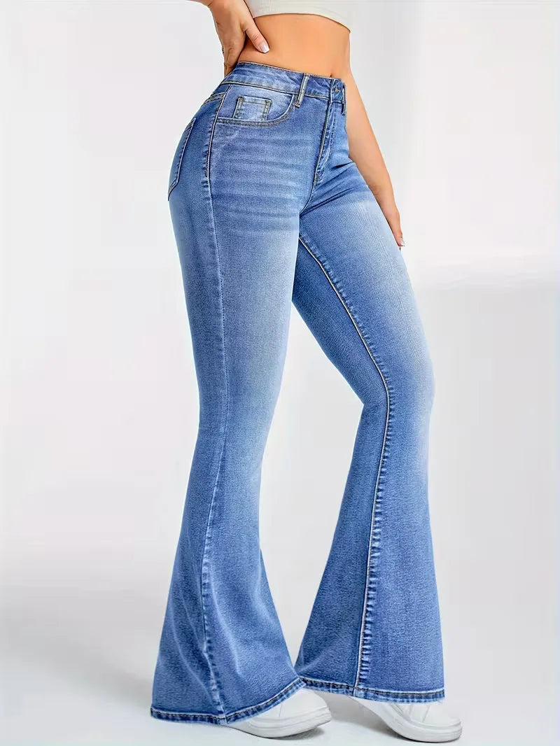 Casual trendy blauwe dames flared jeans met hoge taille, comfortabel en stijlvol voor elke dag.