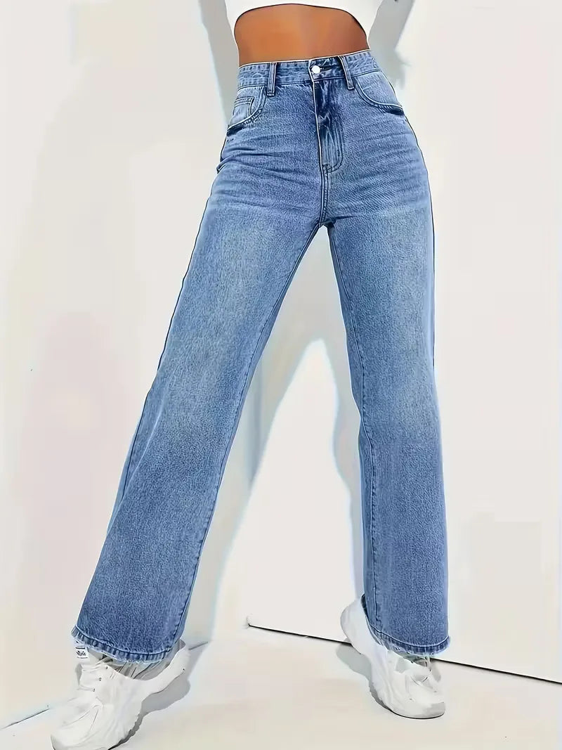 Veelzijdige blauwe straight jeans voor dames, ideaal voor casual lente- en zomeroutfits.