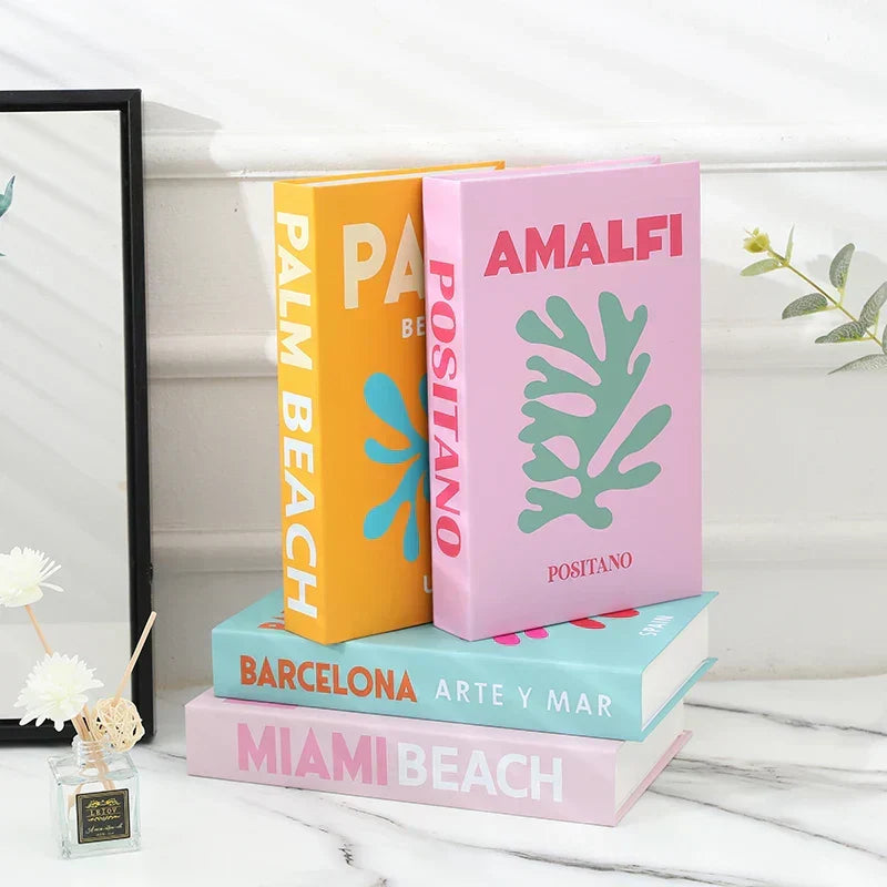 Modern decoratief boek; esthetische huisdecoratie met een luxe uitstraling.