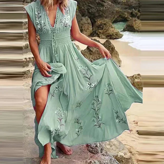 Dames zomer maxi jurk in boho chic stijl met losse pasvorm en prachtige borduursels, geschikt voor elke vakantie.