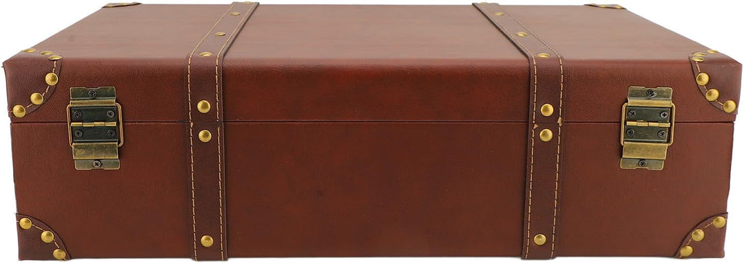 Authentieke bruine vintage lederen koffer met veilig slot; perfect voor stijlvolle retro reizen.