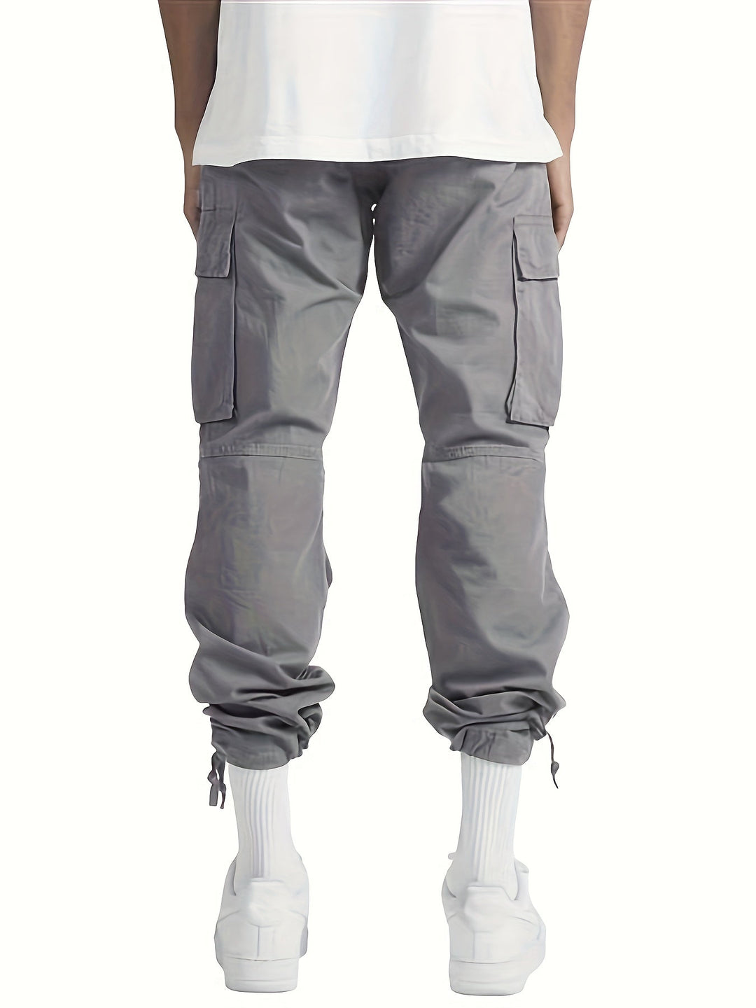 "Casual cargo broek heren in katoenmix, losvallend model, met ruime cargozakken en ademend materiaal voor comfort."