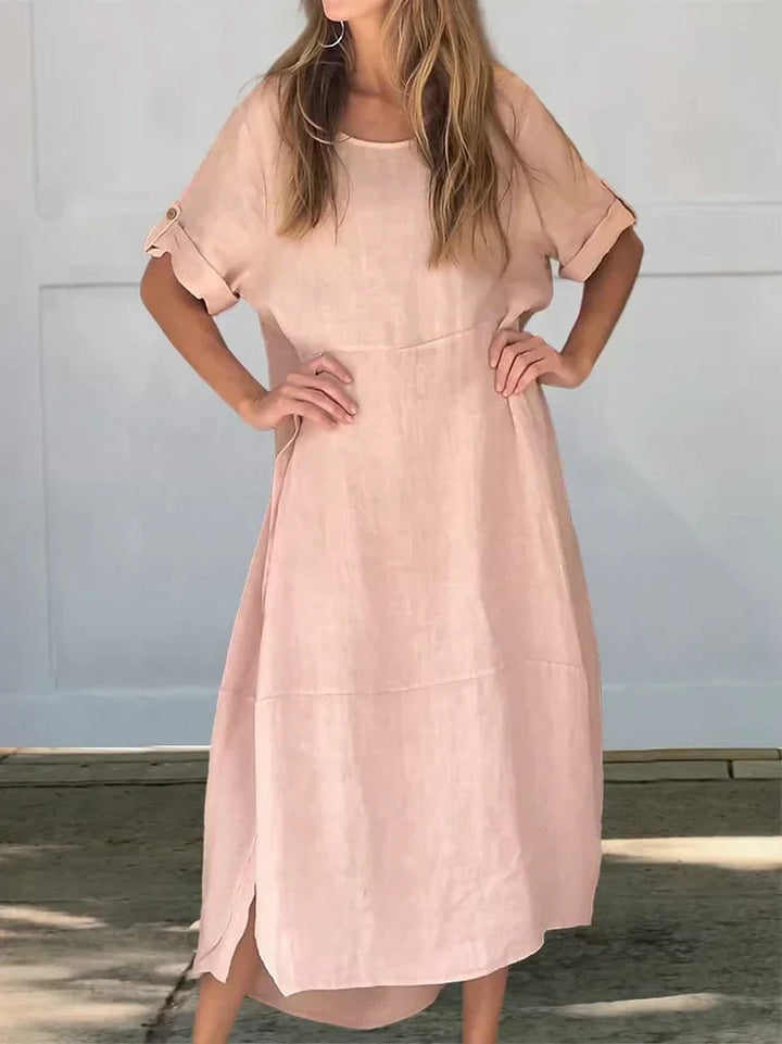 Stijlvolle en veelzijdige dames blouse jurk met midi lengte. Elegant voor feestjes, comfortabel voor dagelijks gebruik.