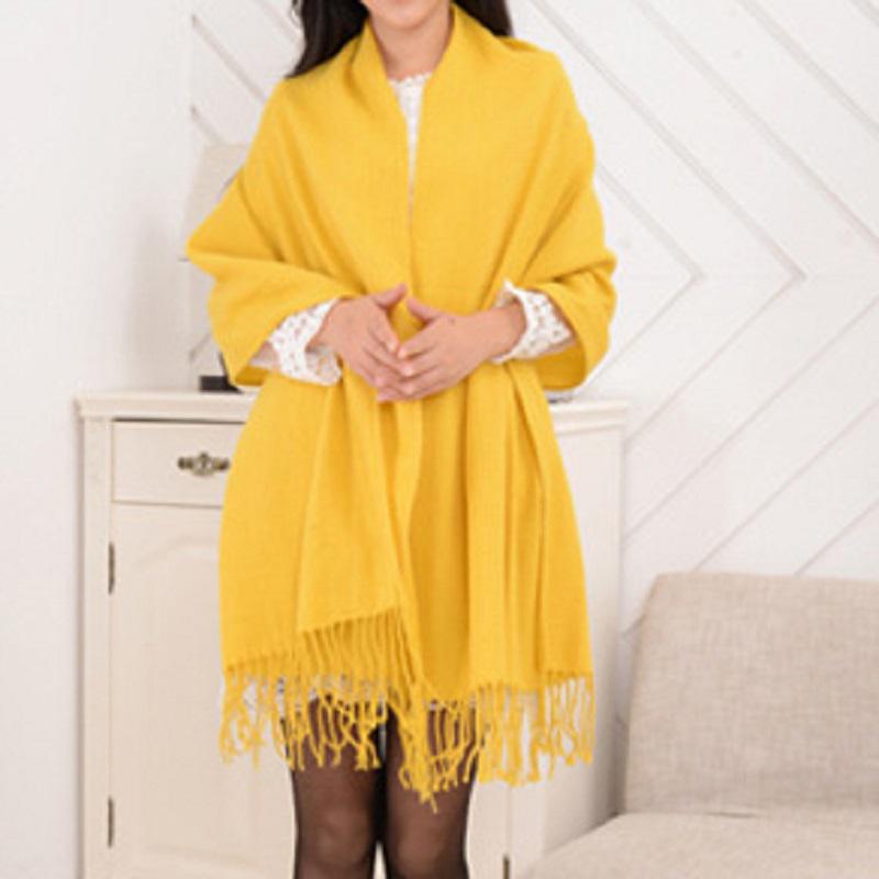 Coleen kasjmier sjaal met ruitenpatroon in beige, 180x50 cm, modieuze en warme winteraccessoire voor dames.