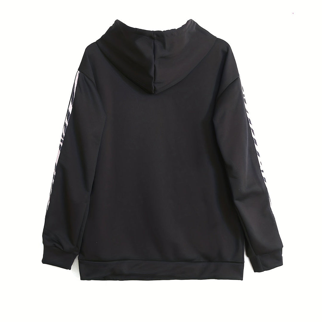 Trendy dames trainingspak set. Een chique hoodie en joggingbroek voor een complete, comfortabele look.