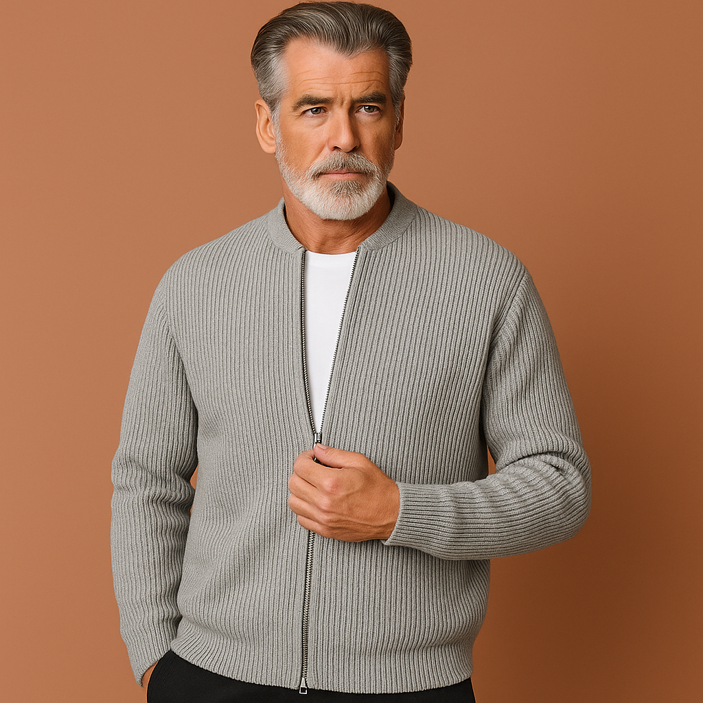 Comfortabel grijs herenvest met rits. Zacht en tijdloos, perfect voor casual of zakelijke herenkleding en mode.