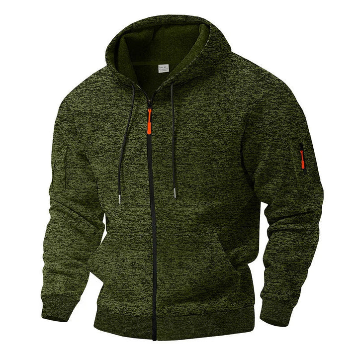 Sportief heren vest met capuchon en rits, ideaal voor buiten. Combineer met een casual outfit.