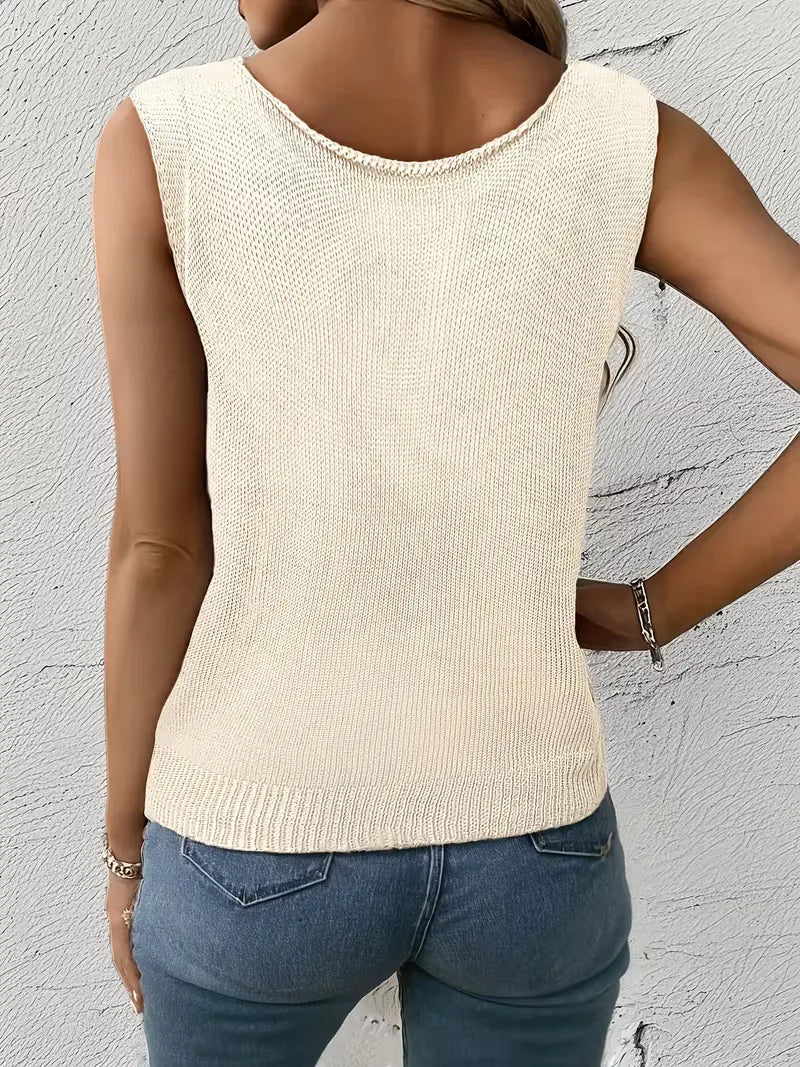 Elegante dames V-hals tanktop in koffie, mouwloos en comfortabel voor elke gelegenheid.