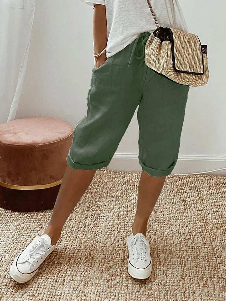 Stijlvolle korte broek voor dames, perfect voor een veelzijdige zomeroutfit of casual damesmode.