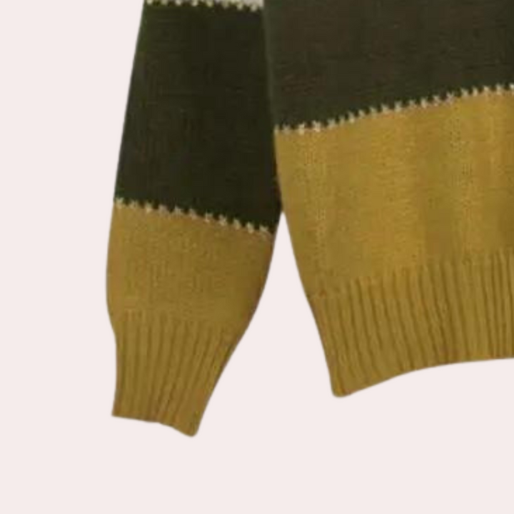 Warme herfst trui: gestreepte damestrui met comfortabele pasvorm en lange mouwen. Moderne damesmode.