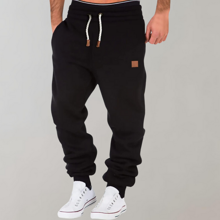 Modieuze heren joggingbroek met rechte pijpen voor een casual look, perfect voor dagelijks gebruik.