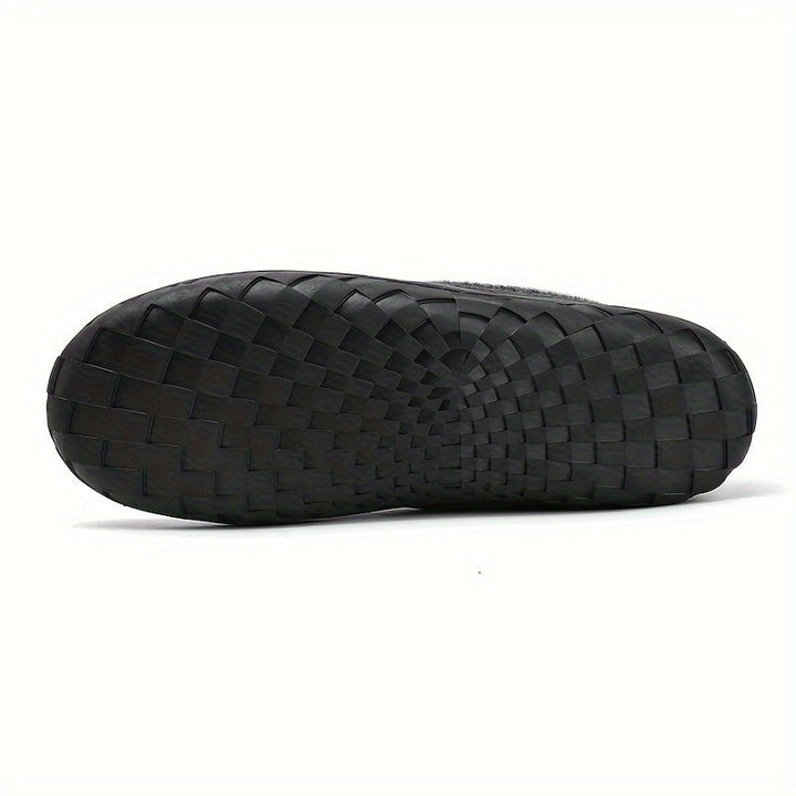 Stijlvolle, flexibele heren pantoffels voor de winter, ideaal als warme huis schoenen.