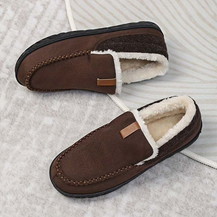 Warme heren pantoffels voor de winter; machinewasbaar, comfortabel en ideaal voor binnenshuis.