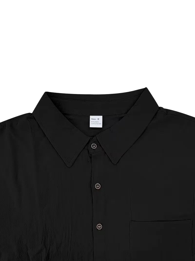 Lichte heren vakantie set: korte mouwen shirt en comfortabele korte broek, voor een relaxte look.
