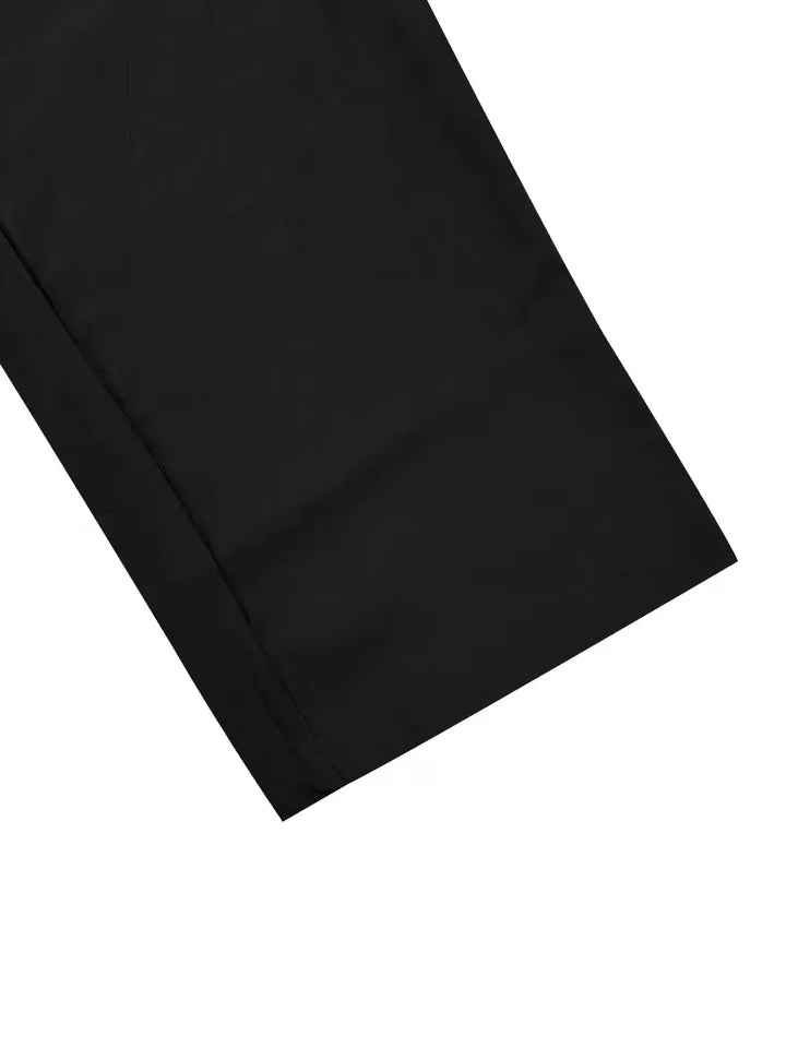 Heren kledingset voor de zomer: comfortabel, casual, met korte mouwen en korte broek, veelzijdig.