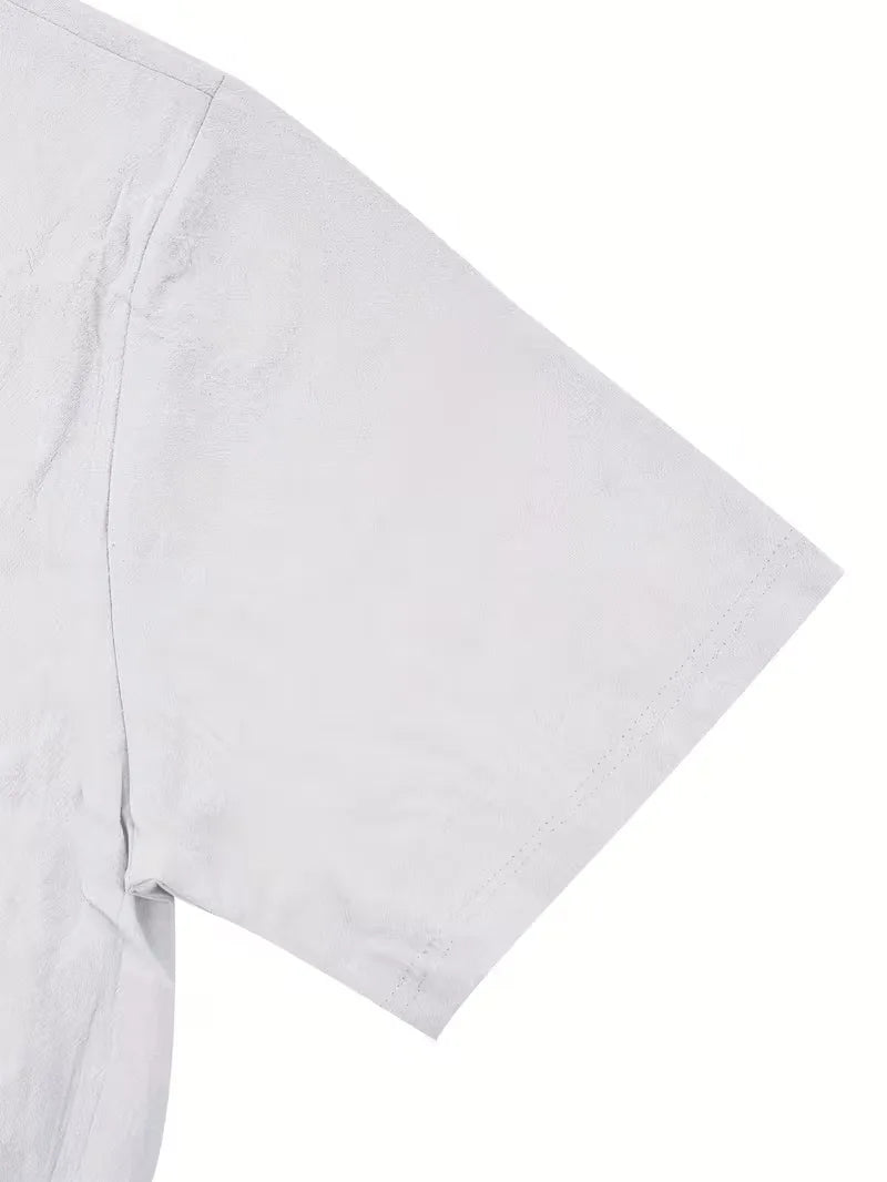 Comfortabele heren kledingset met korte mouwen. Perfect voor strand, vakantie en dagelijks gebruik.