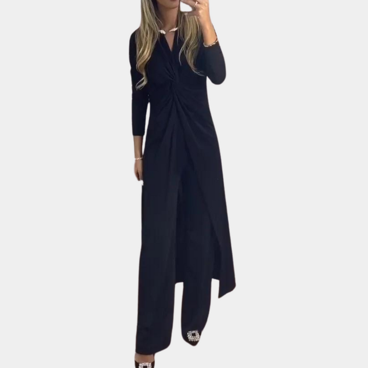 Comfortabele Mirella dames zomer set, tweedelig. Ideale casual of elegante outfit voor warme dagen, luchtig en stijlvol.