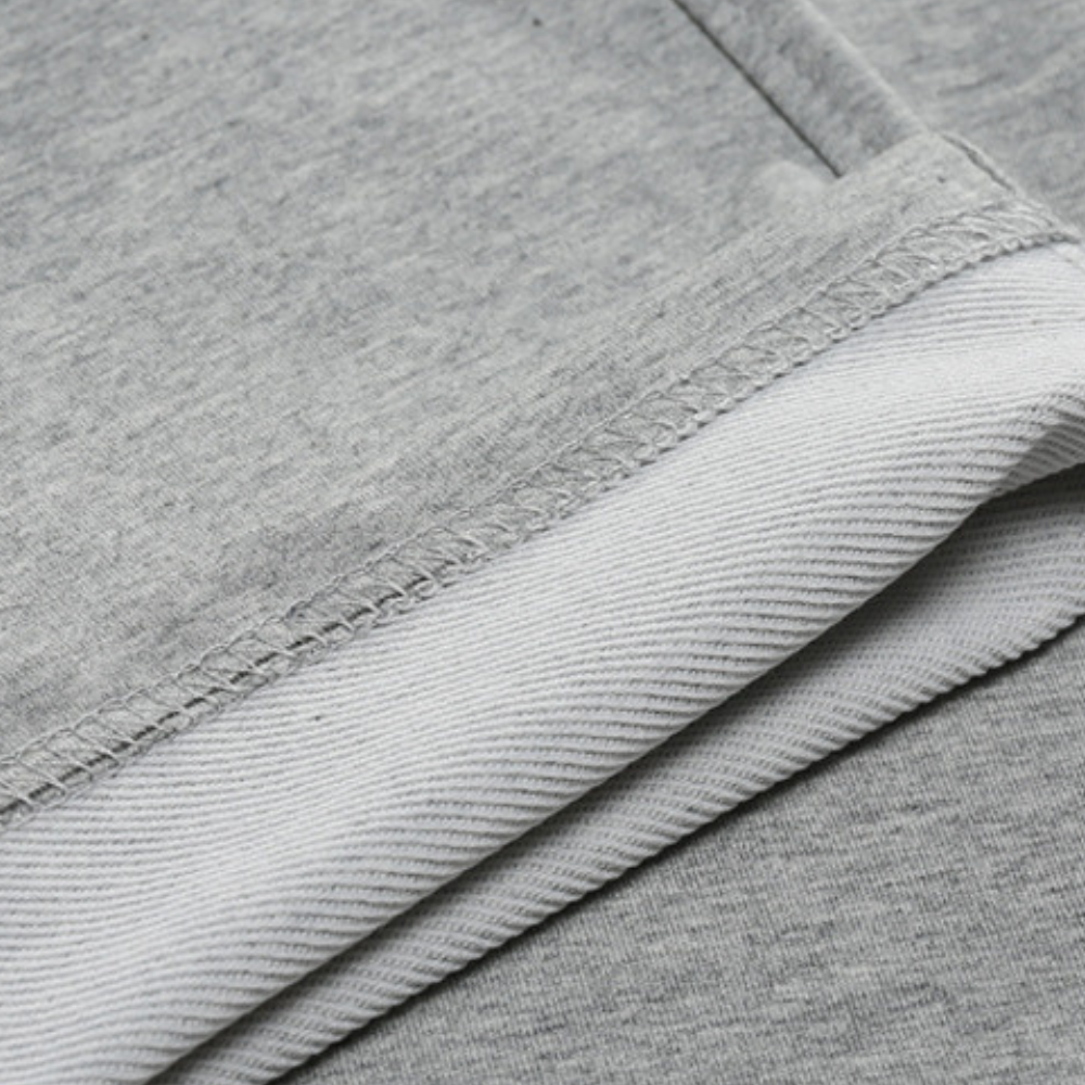 Veelzijdige VHM herenbroek, ideaal als joggingbroek of comfortabele vrijetijdskleding.