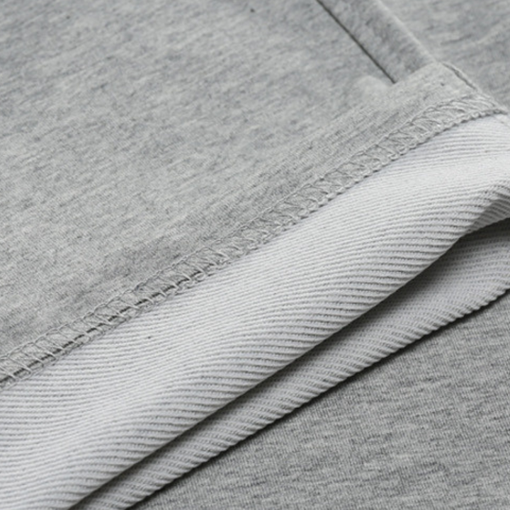 Veelzijdige VHM herenbroek, ideaal als joggingbroek of comfortabele vrijetijdskleding.