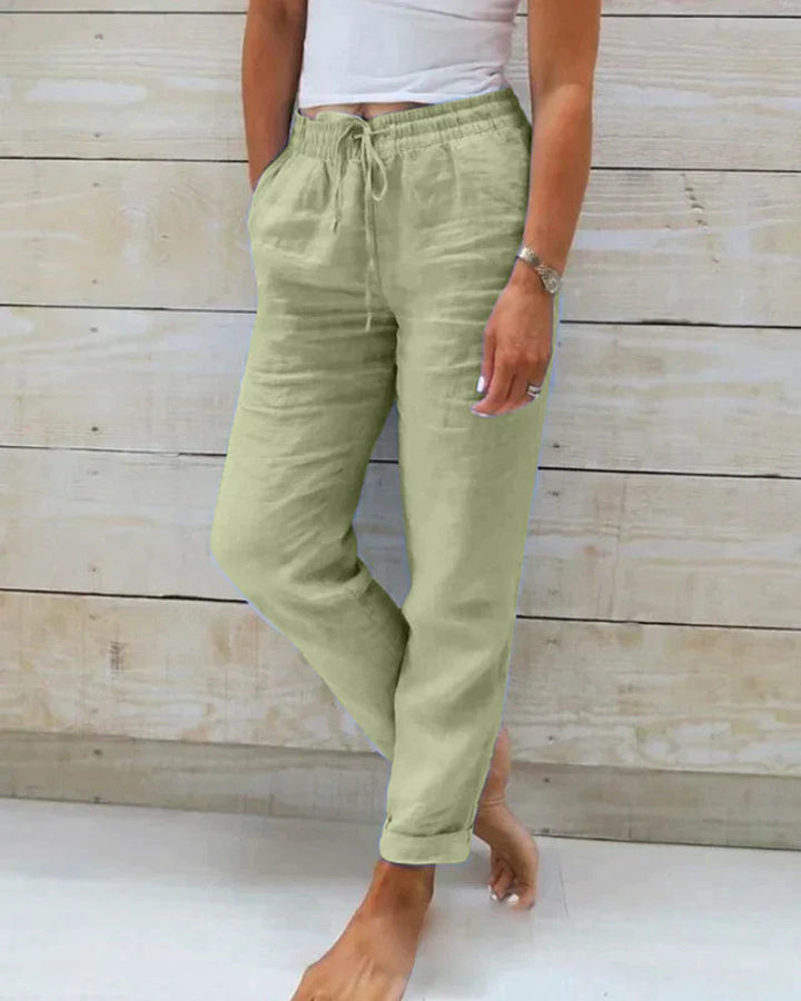 Elegante damesbroek met wijde pijpen, perfect voor elke gelegenheid. Comfortabele mode voor lente/zomer.
