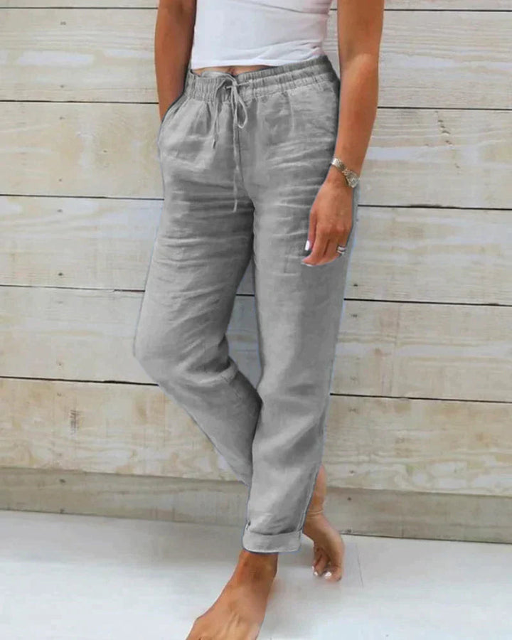 Veelzijdige damesbroek: stijlvol, comfortabel en elegant. Perfecte wijde broek voor lente- en zomermode.