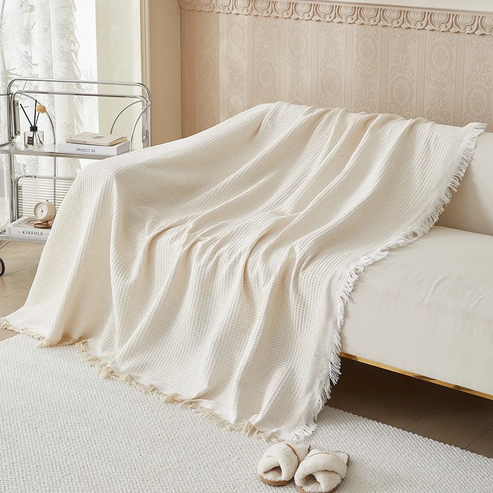 "ComfortWeave bankhoes, ademend en wasbaar, in diverse kleuren voor stijlvolle bescherming van uw meubels."