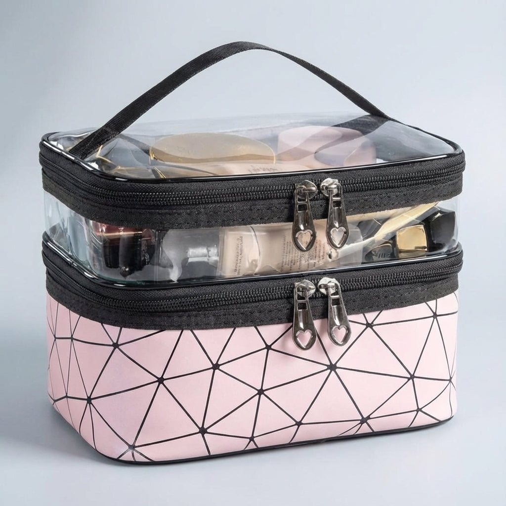 Transparante ClearVogue make-uptas op badkamerplank; compacte toilettas organizer voor cosmetica & accessoires.