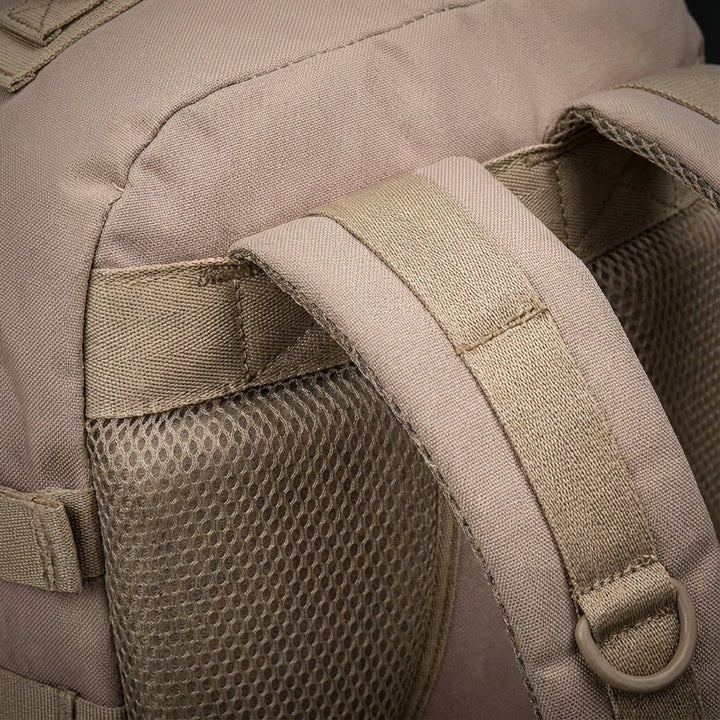 Unisex 30L NomadLite reisrugzak, ontworpen voor onder de stoel, met slimme organizer vakken.