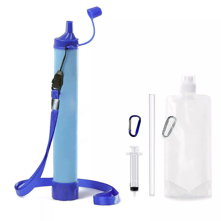 "Compacte outdoor survival waterfilter, viertraps systeem, lichtgewicht en draagbaar voor veilig drinkwater onderweg."