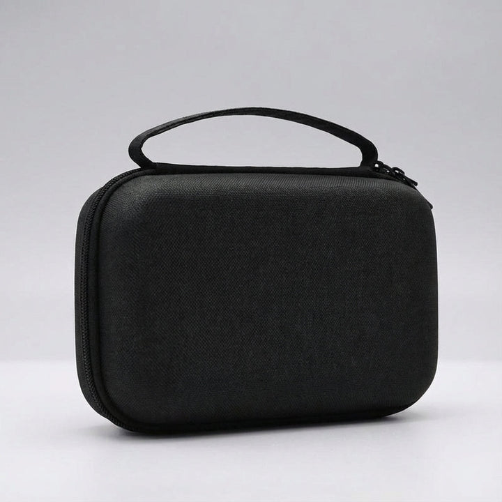 Zwarte compacte reis organizer/kabeltas van Travellox, organiseert je tech accessoires en gadgets tijdens het reizen.