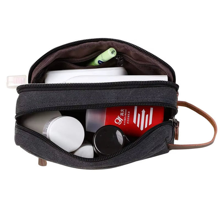 Handige reisaccessoire: de compacte Tripelle verzorgingstas, met twee aparte compartimenten voor orde.