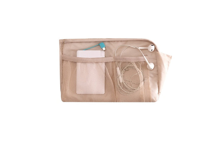 Overzichtelijke reisorganizer met diverse vakjes voor kabels, powerbanks & gadgets. Blijft waterdicht.