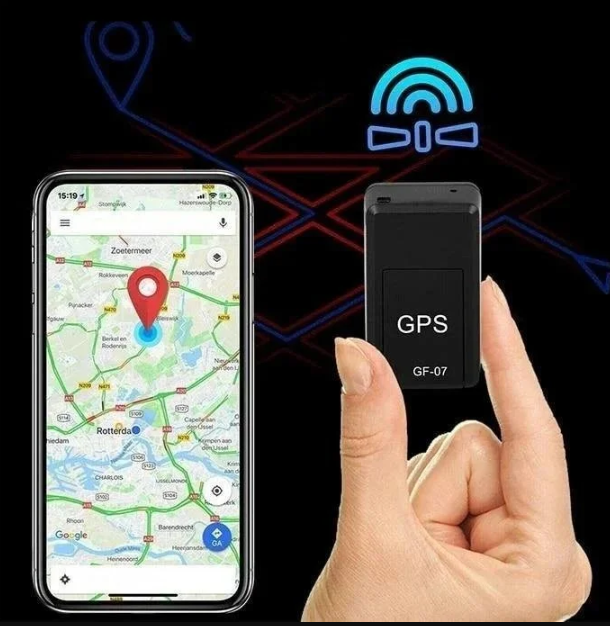 "Compacte zwarte magnetische mini GPS tracker voor onopvallende beveiliging met wereldwijde dekking, eenvoudig te bevestigen.