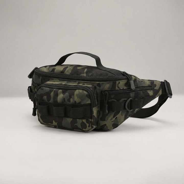Zwarte tactische heuptas met MOLLE systeem, ideaal voor wandelen en outdoor, duurzaam en functioneel.