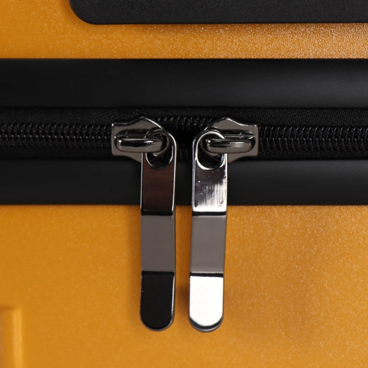 Drie veelzijdige hardcase koffers, perfect afgestemd op verschillende reisduur.