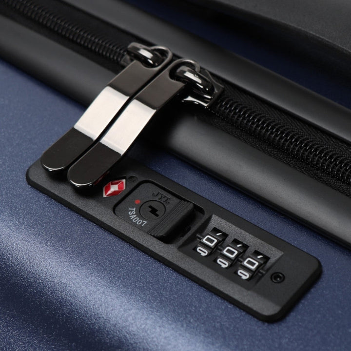 Duurzame en ruime kofferset Atlas Explorer voor comfortabel reizen.