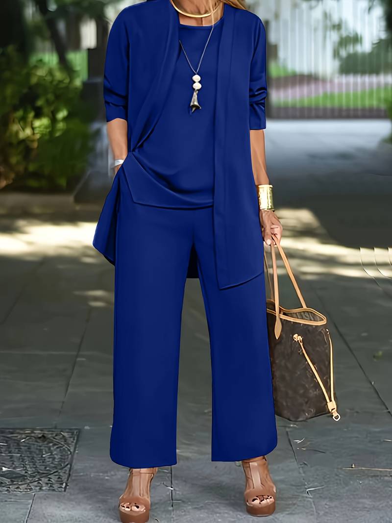 Comfortabele dameskleding: 3-delige set met cardigan, losse top en elegante broek voor een complete outfit.